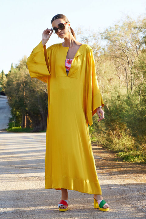 kaftan in gold color