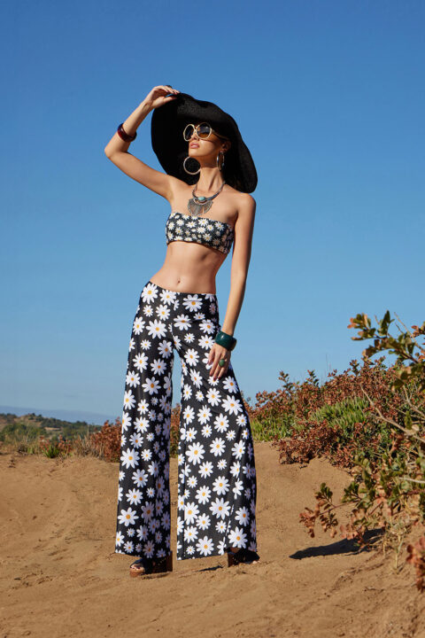 wide leg trousers in margarita design